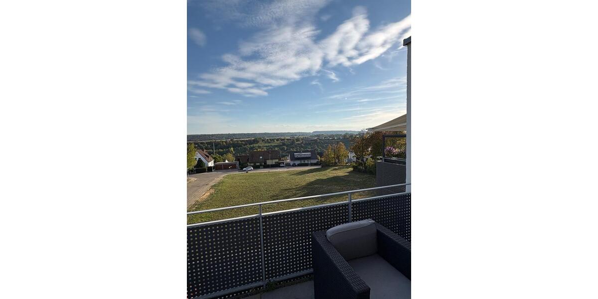 Dachgeschoßwohnung Denkendorf - 2 Zimmer, 77 m&sup2;, 1.490&euro; | Angebot:27603321
