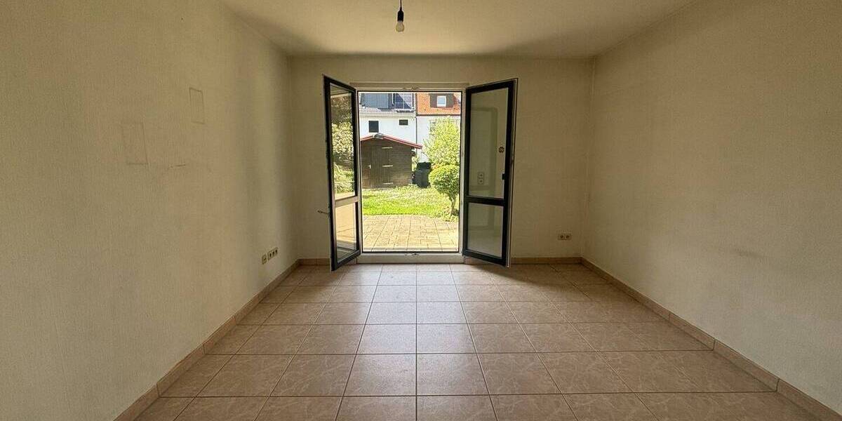 Doppelhaushälfte Stuttgart Luginsland - 6 Zimmer, 120 m&sup2;, 1.800&euro; | Angebot:26474790
