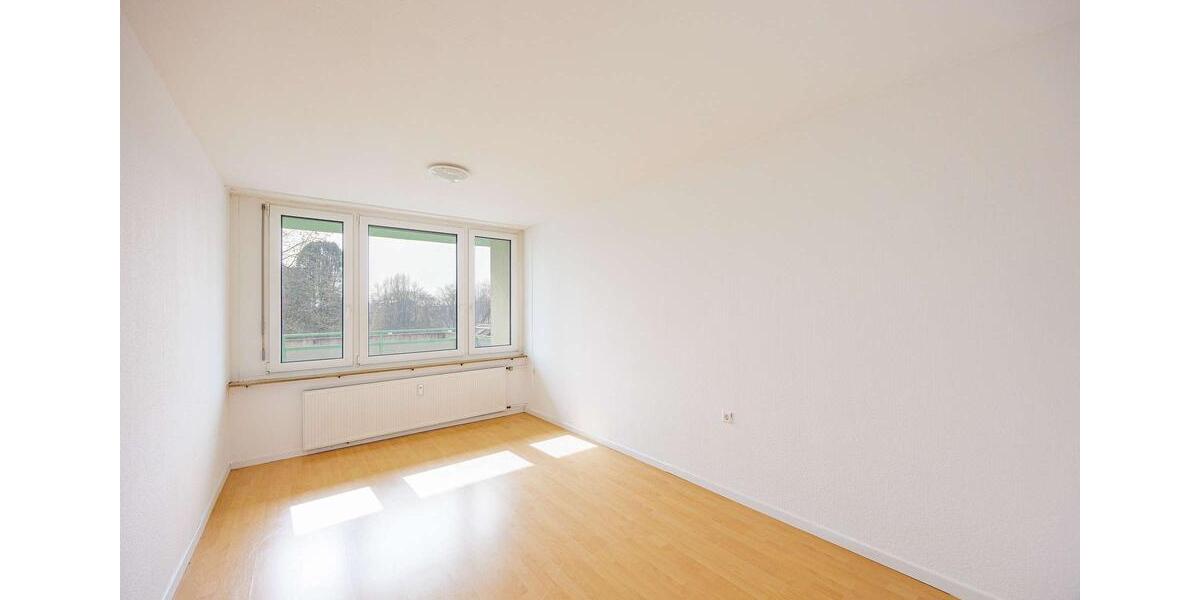 Etagenwohnung Ludwigsburg - 4 Zimmer, 83 m&sup2;, 1.100&euro; | Angebot:25718983