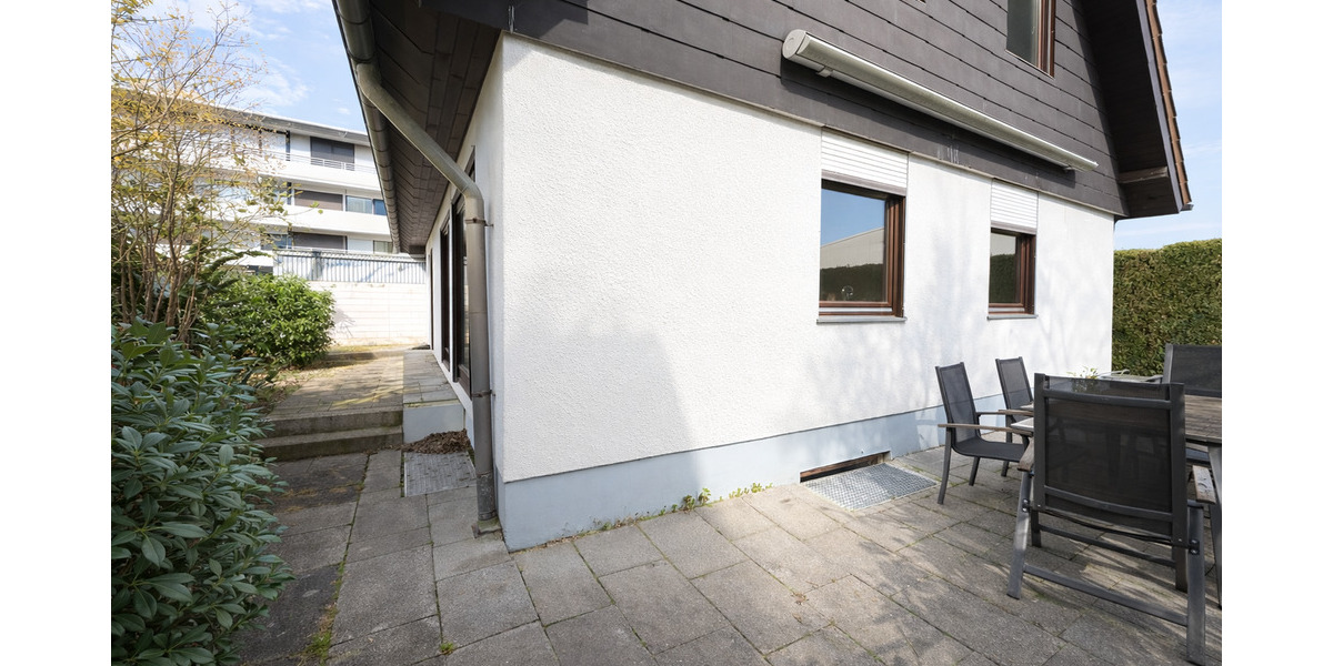 Mehrfamilienhaus, Wohnhaus Sindelfingen Maichingen - 6 Zimmer, 166 m&sup2;, 695.000&euro; | Angebot:25909364