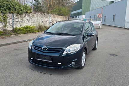 Toyota Auris 77.000 km 5.000 &euro; Möglingen 71696