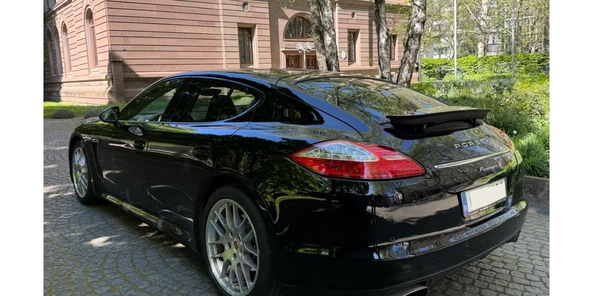 Porsche Panamera 167.000 km 21.490 &euro; Scharnhausen 73760