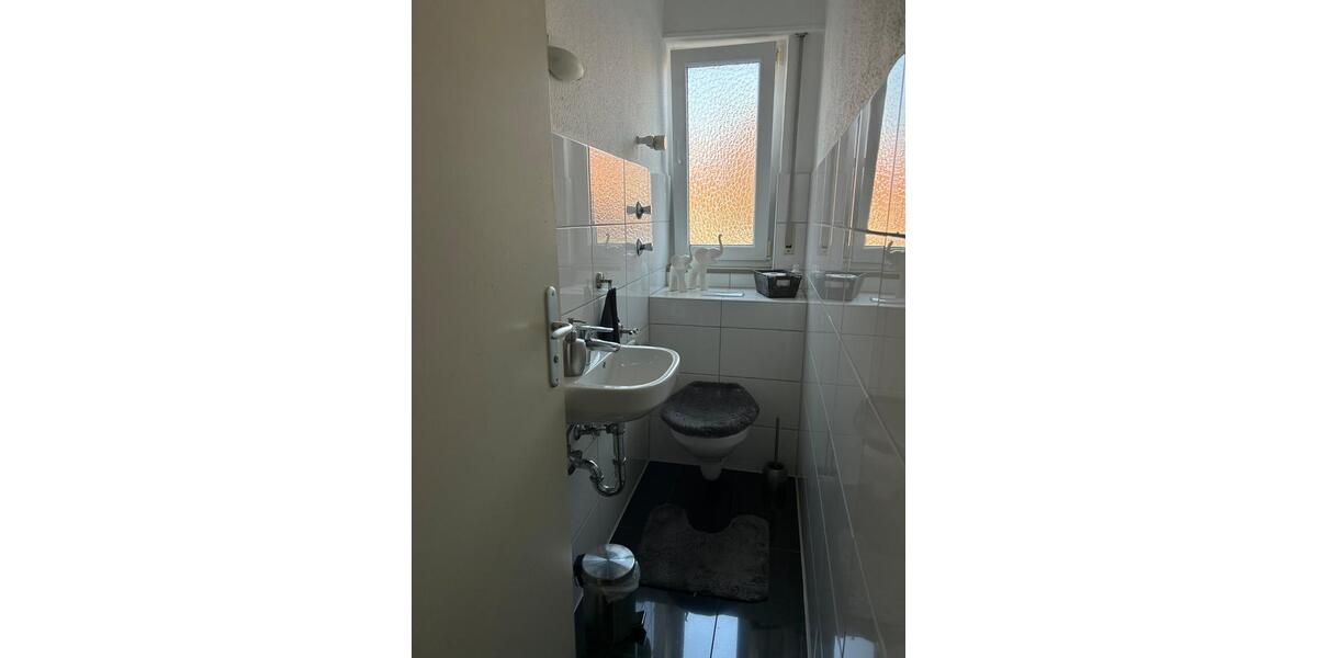 Etagenwohnung Stuttgart Bad Cannstatt - 3 Zimmer, 76 m&sup2;, 317.000&euro; | Angebot:25851543