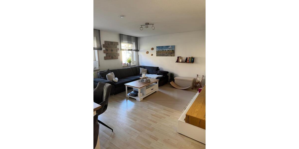 Etagenwohnung Erdmannhausen - 3 Zimmer, 74 m&sup2;, 270.000&euro; | Angebot:25290422