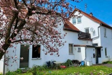 Haus Lorch - 7 Zimmer, 227 m&sup2;, 450.000&euro; | Angebot:25906064