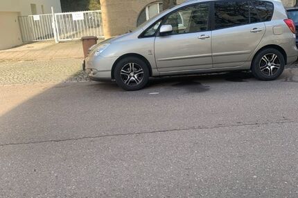 Toyota Corolla Verso 146.000 km 3.200 &euro; Stuttgart 70197