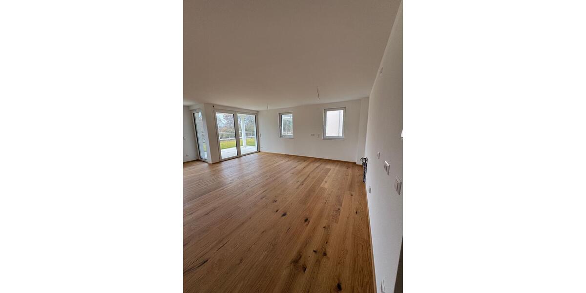 Etagenwohnung Plüderhausen - 3 Zimmer, 101 m&sup2;, 1.300&euro; | Angebot:25236264