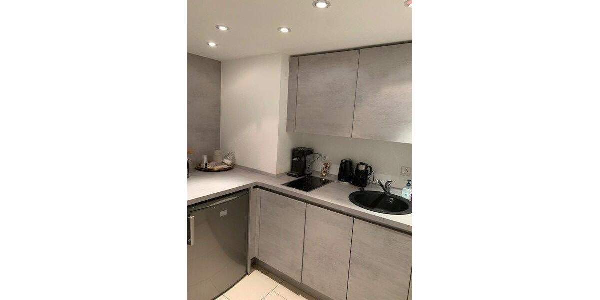 Gewerbeobjekt Stuttgart Süd - 2 Zimmer, 61 m&sup2;, 950&euro; | Angebot:25744679