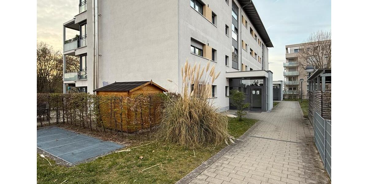 Erdgeschoßwohnung Stuttgart Stuttgart-West - 4 Zimmer, 108 m&sup2;, 611.000&euro; | Angebot:25874183