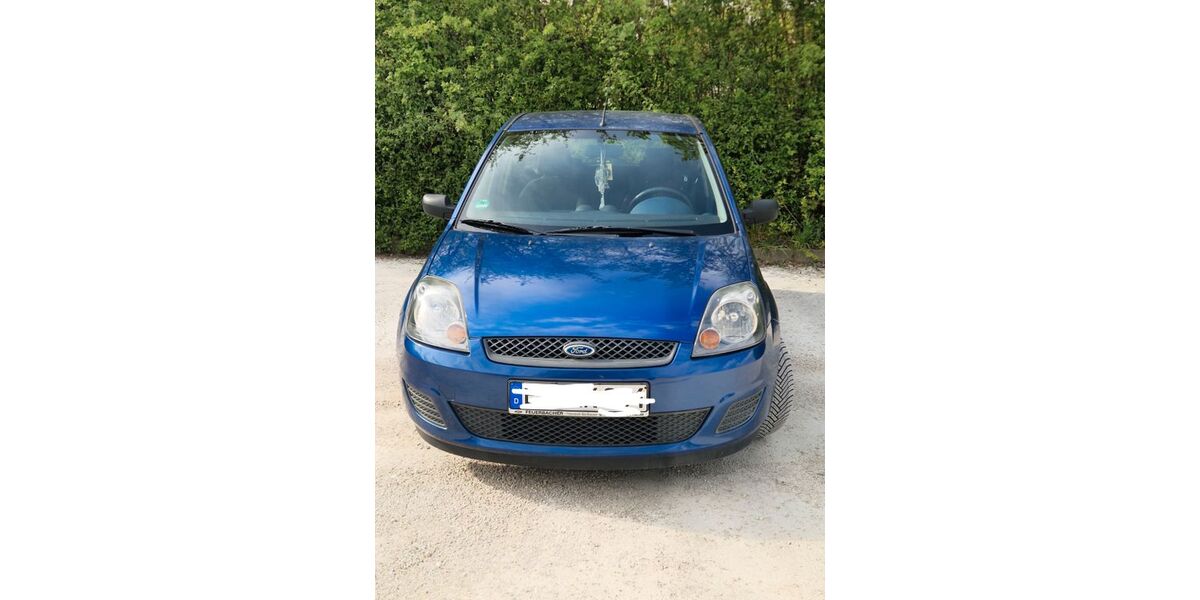 Ford Fiesta 127.000 km 2.500 &euro; Nürtingen 72622