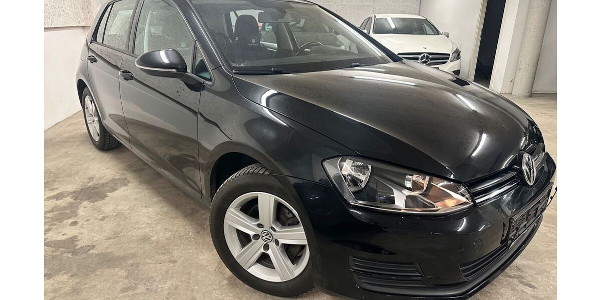 VW Golf 220.000 km 6.990 &euro; Freiberg am Neckar 71691