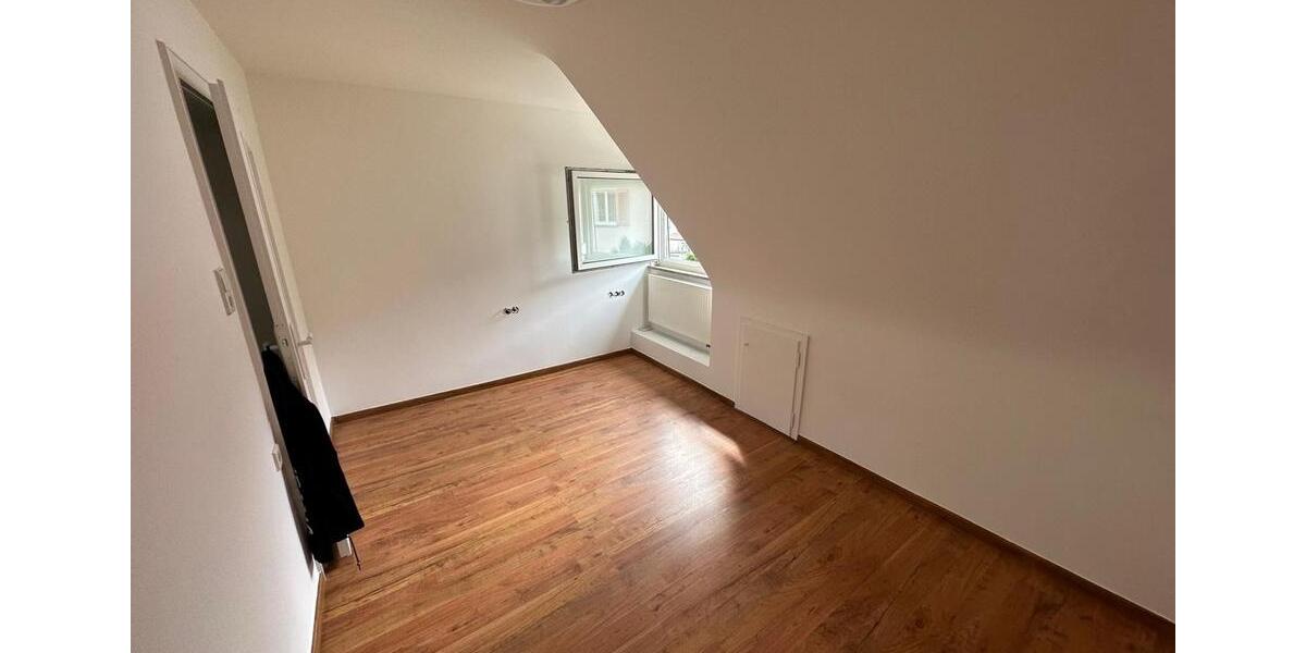 Maisonettenwohnung Waiblingen Beinstein - 5 Zimmer, 125 m&sup2;, 1.750&euro; | Angebot:26611023