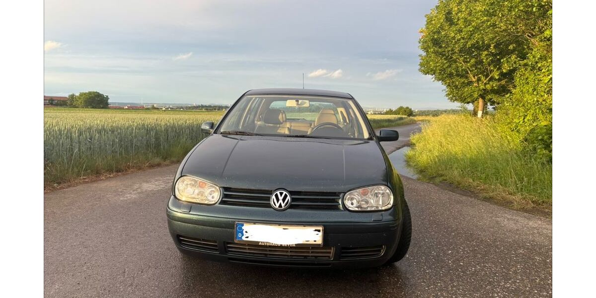 VW Golf 182.000 km 2.290 &euro; Tamm 71732