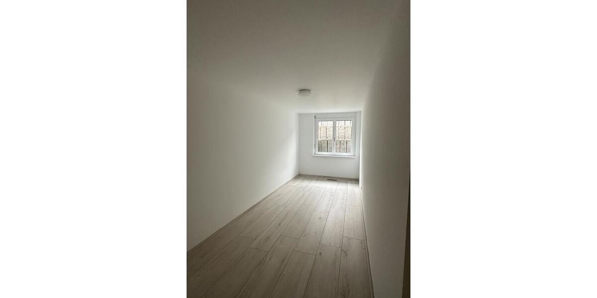 Etagenwohnung Stuttgart Vaihingen - 3 Zimmer, 73 m&sup2;, 1.300&euro; | Angebot:25920928