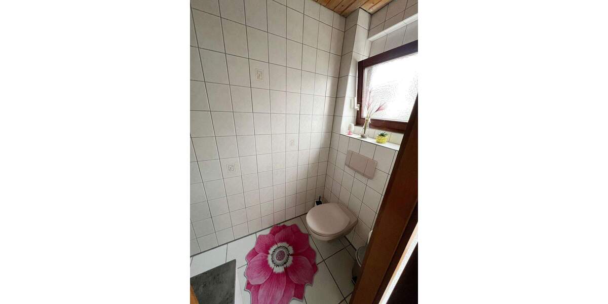 Reihenmittelhaus Albershausen - 6 Zimmer, 175 m&sup2;, 445.000&euro; | Angebot:25696188