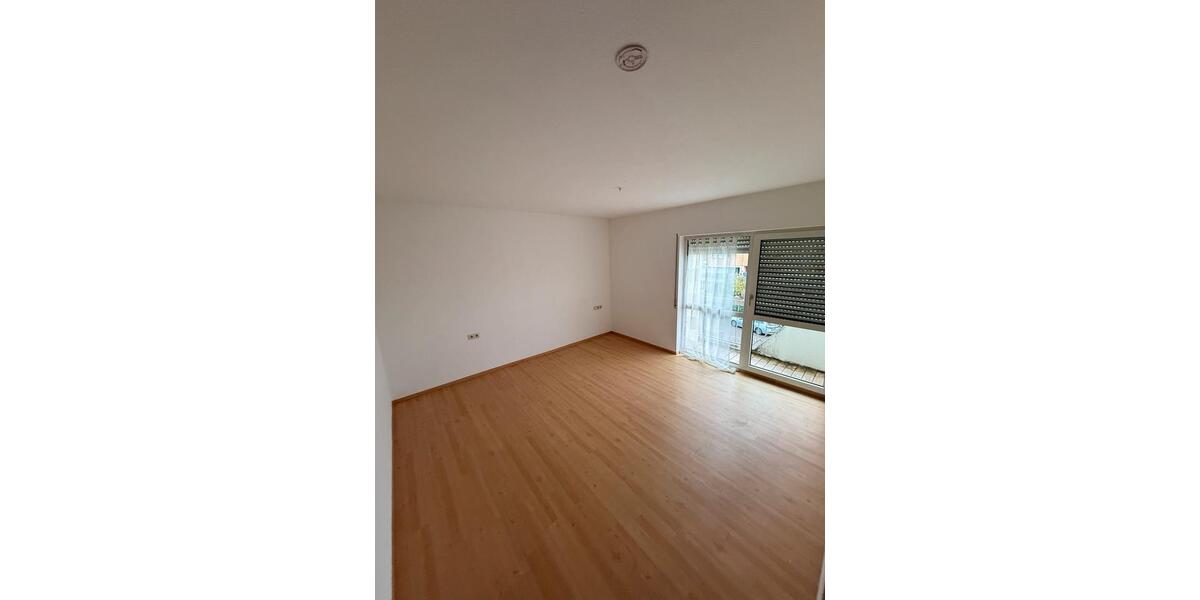 Etagenwohnung Untergruppenbach - 3.5 Zimmer, 115 m&sup2;, 1.630&euro; | Angebot:25982359