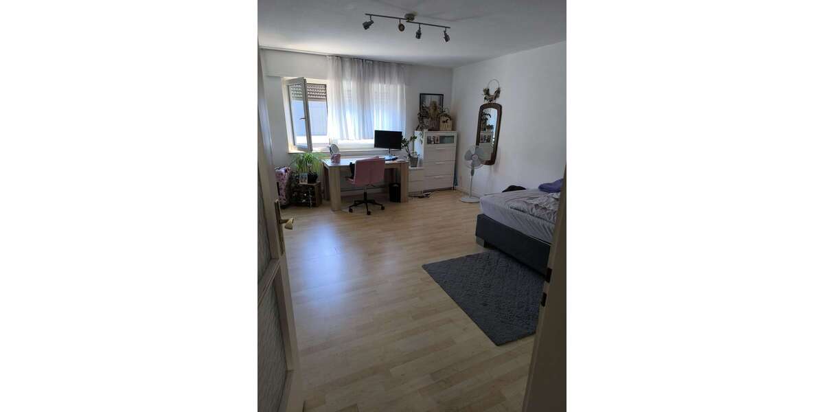 Etagenwohnung Stuttgart Stuttgart-Süd - 3 Zimmer, 66 m&sup2;, 1.052&euro; | Angebot:26978813