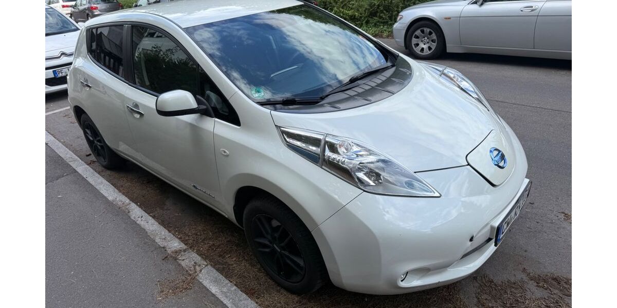 Nissan Leaf 160.000 km 3.990 &euro; Stuttgart 70178
