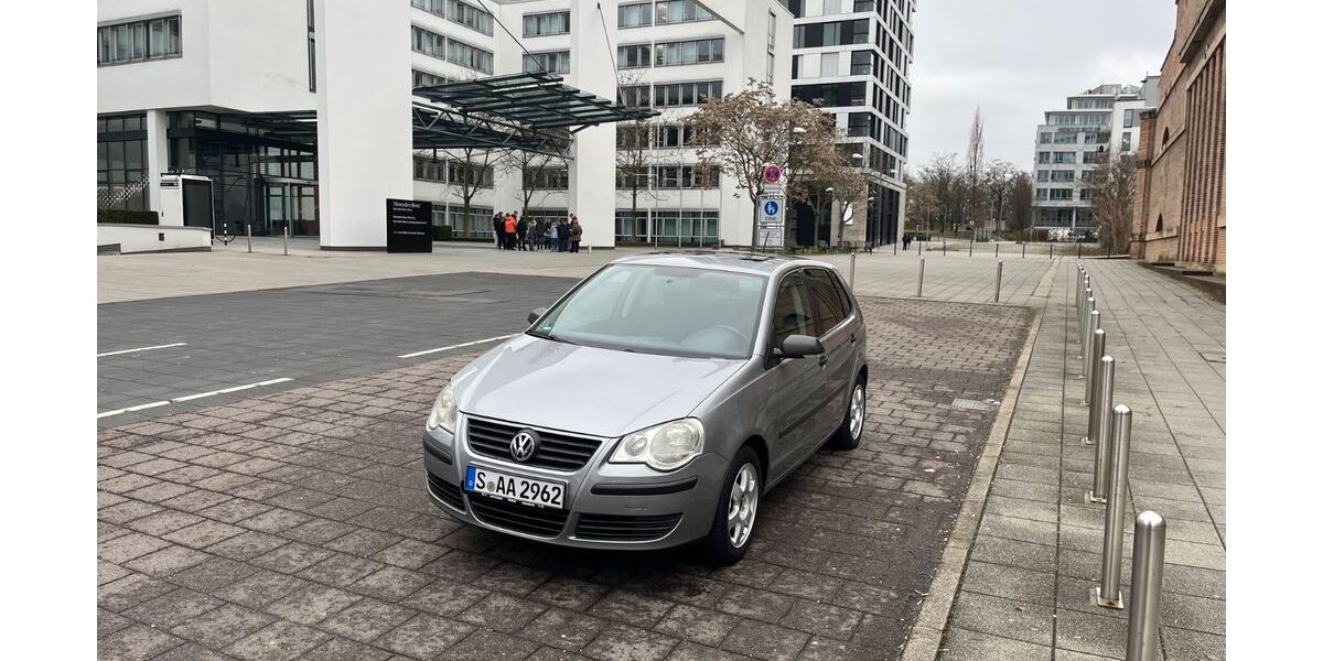 VW Polo 140.572 km 3.350 &euro; Stuttgart 70469