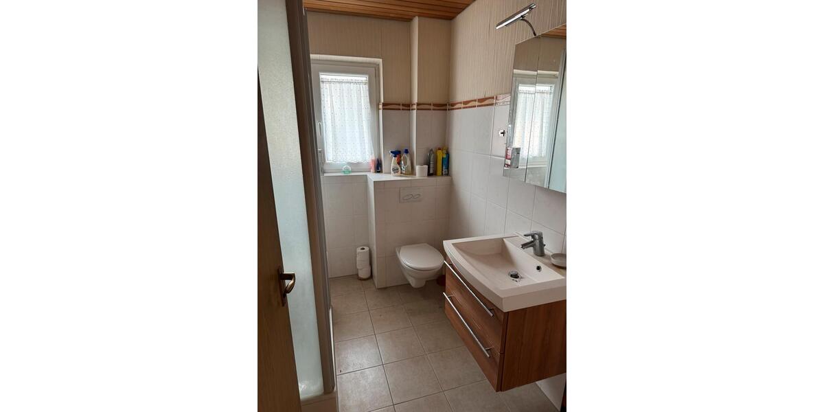 Etagenwohnung Winterbach - 3 Zimmer, 80 m&sup2;, 1.000&euro; | Angebot:25917340