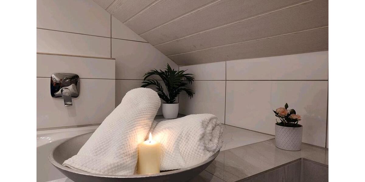 Dachgeschoßwohnung Schwieberdingen - 2.5 Zimmer, 55 m&sup2;, 1.260&euro; | Angebot:25025836