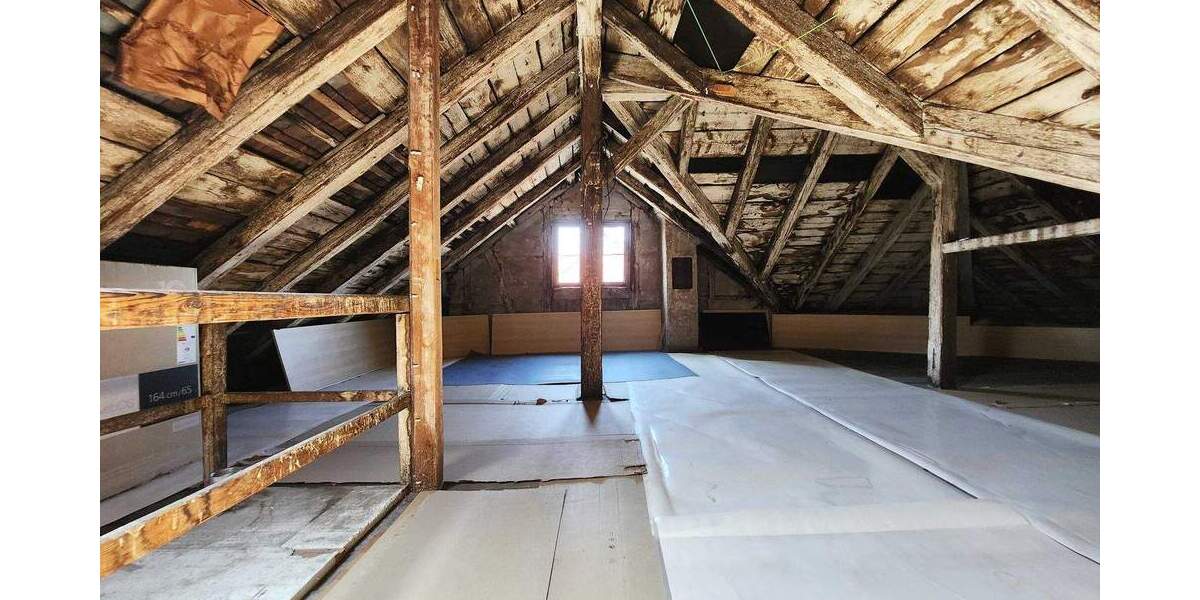 Etagenwohnung Stuttgart Bad Cannstatt - 3 Zimmer, 96 m&sup2;, 398.000&euro; | Angebot:25780885