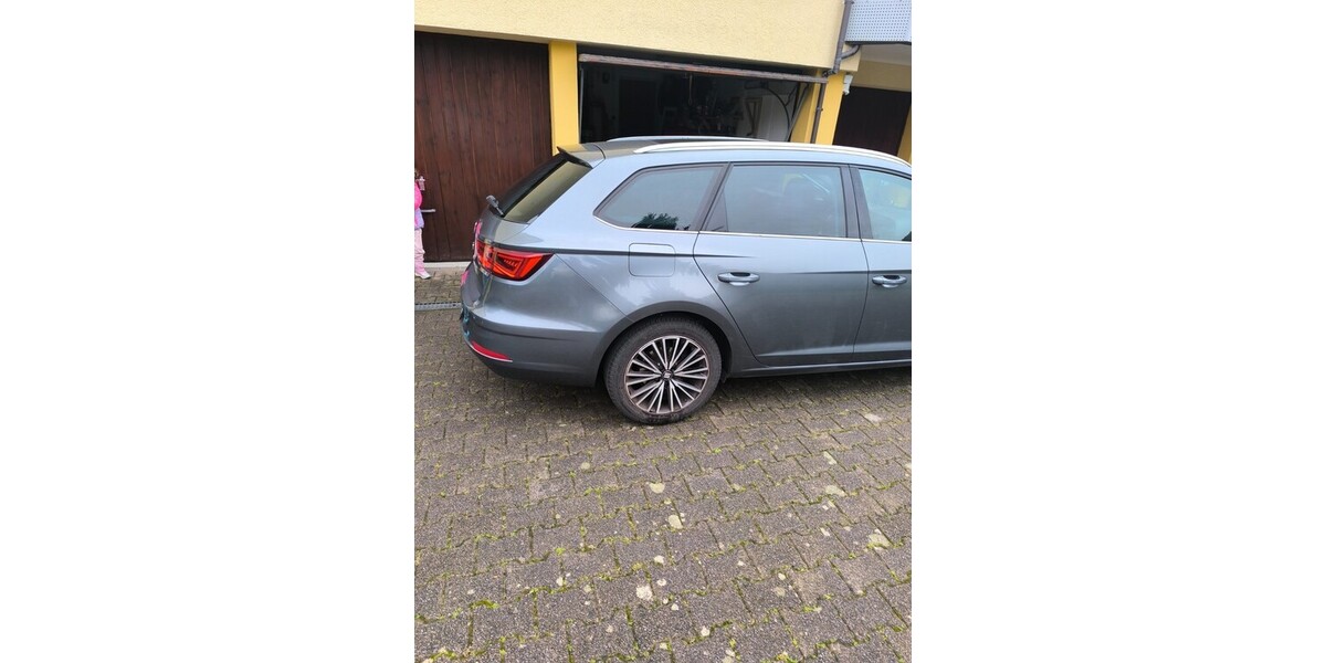 Seat Leon ST 93.000 km 15.000 &euro; Schorndorf 73614