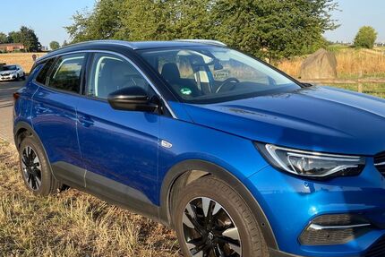 Opel Grandland (X) 74.000 km 14.850 &euro; Waiblingen 71334