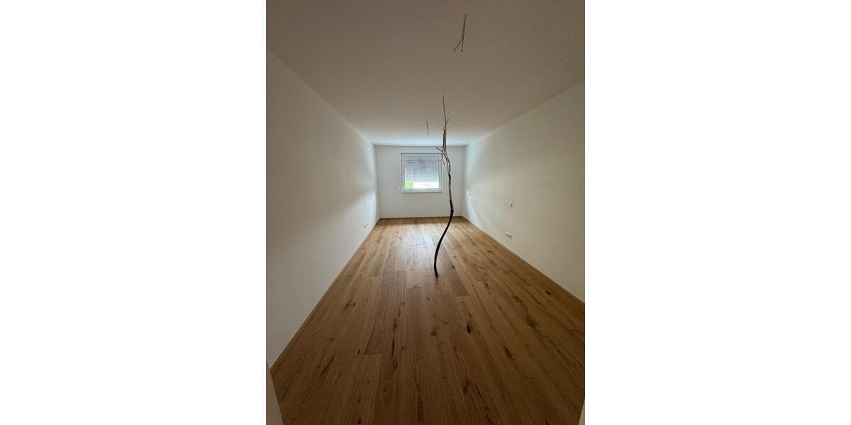 Etagenwohnung Plüderhausen - 4 Zimmer, 106 m&sup2;, 1.300&euro; | Angebot:25234405