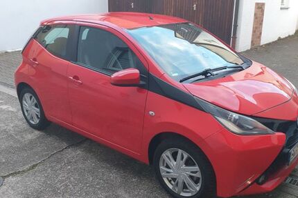 Toyota Aygo (X) 47.466 km 7.250 &euro; Stuttgart 70327