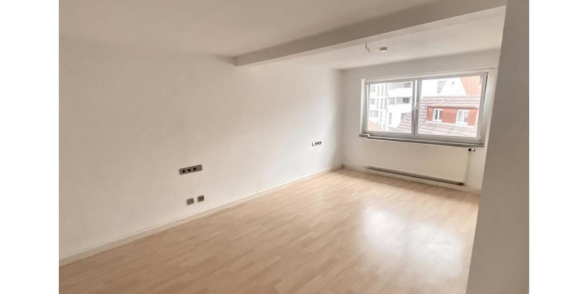 Etagenwohnung Sindelfingen - 3.5 Zimmer, 125 m&sup2;, 1.150&euro; | Angebot:27619223