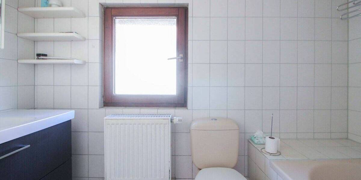 Doppelhaushälfte Stuttgart Weilimdorf - 7 Zimmer, 170 m&sup2;, 449.000&euro; | Angebot:26418230