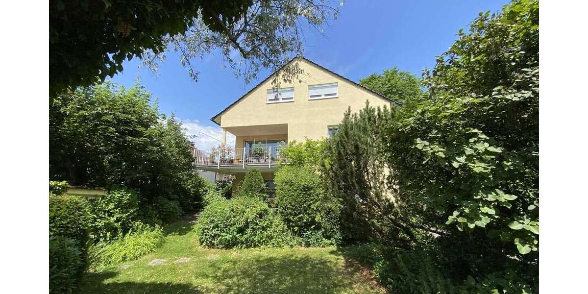 Einfamilienhaus Stuttgart / Sillenbuch Sillenbuch - 11 Zimmer, 314 m&sup2;, 1.620.000&euro; | Angebot:25073582