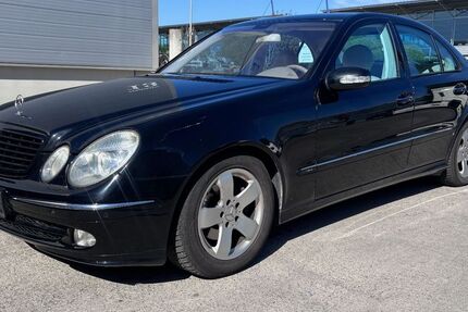 Mercedes-Benz E 220 353.643 km 2.500 &euro; Ilsfeld 74360