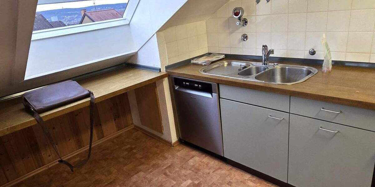 Etagenwohnung Stuttgart Bad Cannstatt - 3 Zimmer, 95 m&sup2;, 348.000&euro; | Angebot:25777167