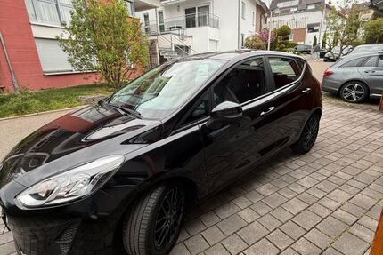 Ford Fiesta 78.000 km 10.800 &euro; Korb 71404