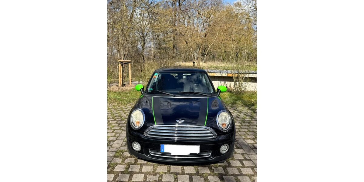 Mini ONE 87.042 km 6.000 &euro; Stuttgart 70195