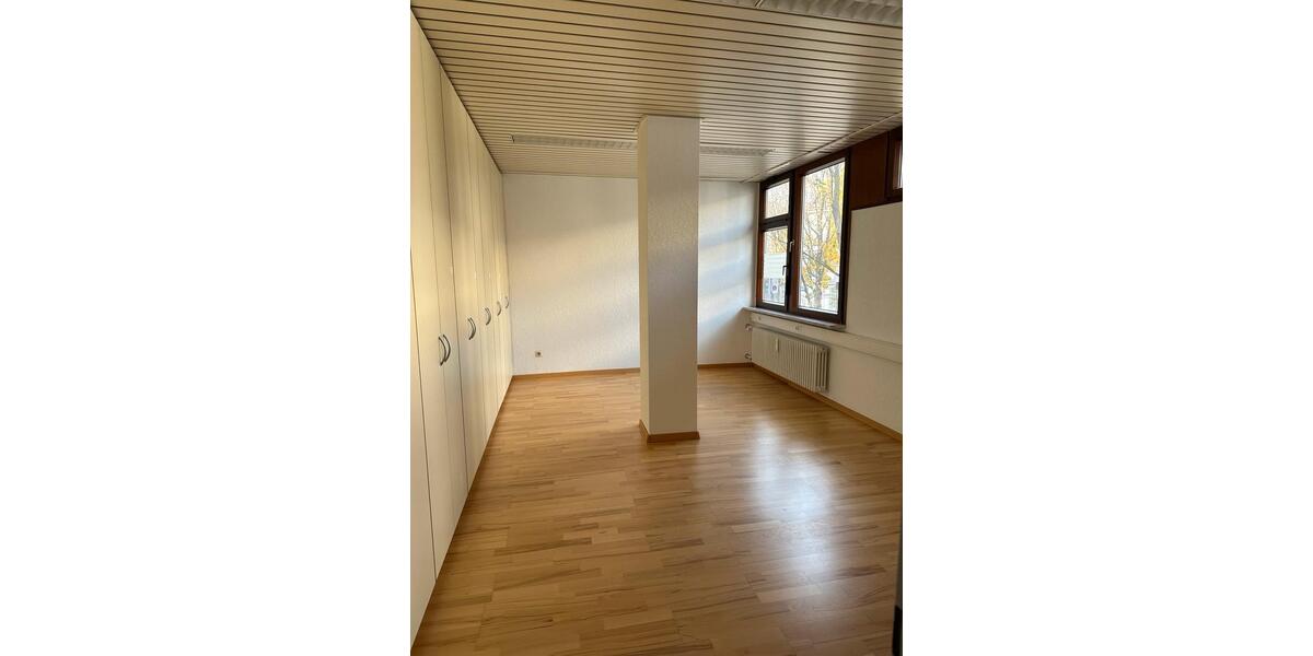 Gewerbeobjekt Göppingen - 750&euro; | Angebot:25051757