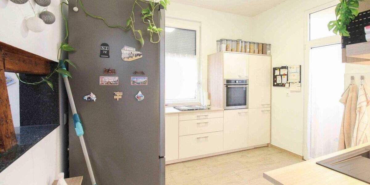 Etagenwohnung Stuttgart Bad Cannstatt - 3 Zimmer, 73 m&sup2;, 260.000&euro; | Angebot:25750515