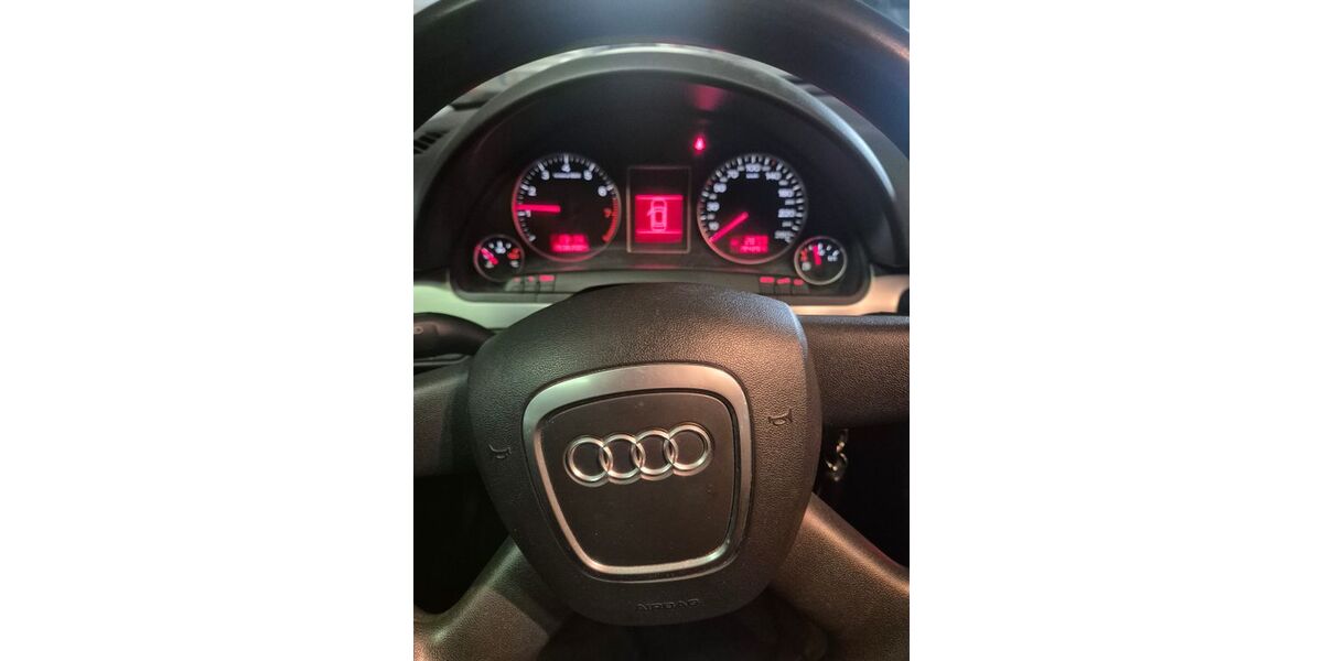 Audi A4 193.455 km 2.899 &euro; Filderstadt 70794