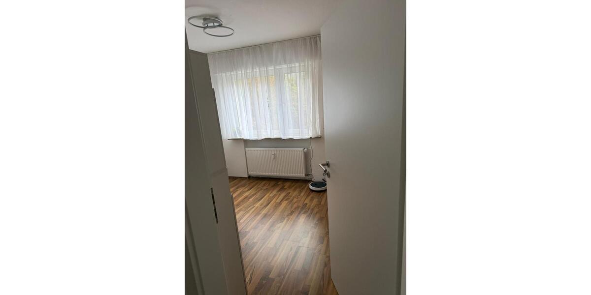 Etagenwohnung Leinfelden-Echterdingen Echterdingen - 3.5 Zimmer, 88 m&sup2;, 1.290&euro; | Angebot:25319693