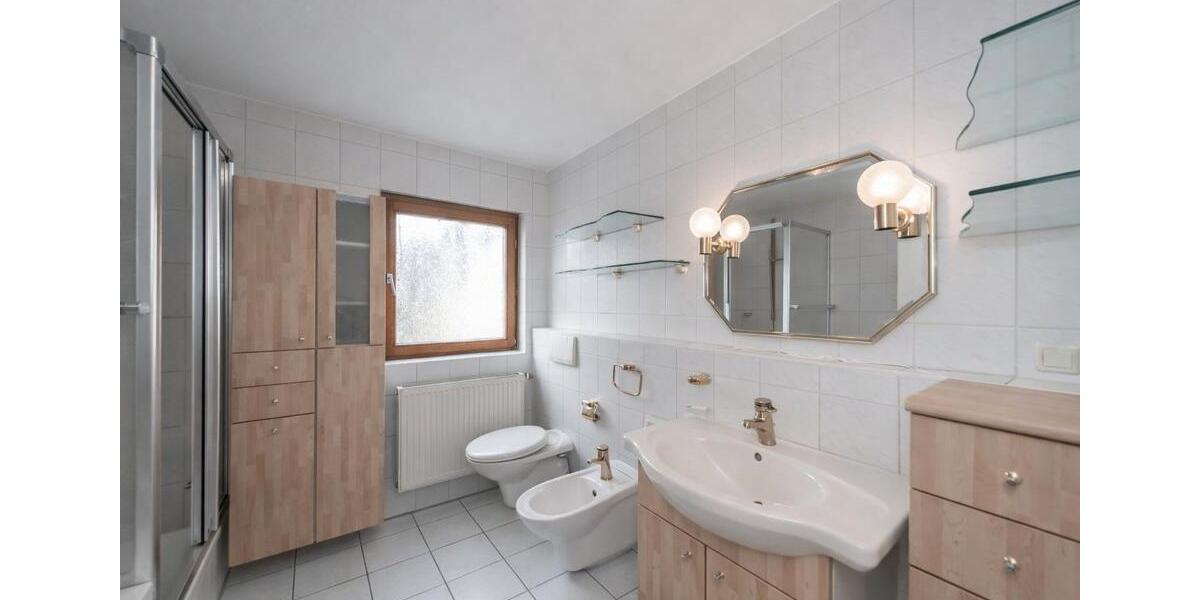 Maisonettenwohnung Neckarwestheim - 6 Zimmer, 190 m&sup2;, 2.450&euro; | Angebot:25973464