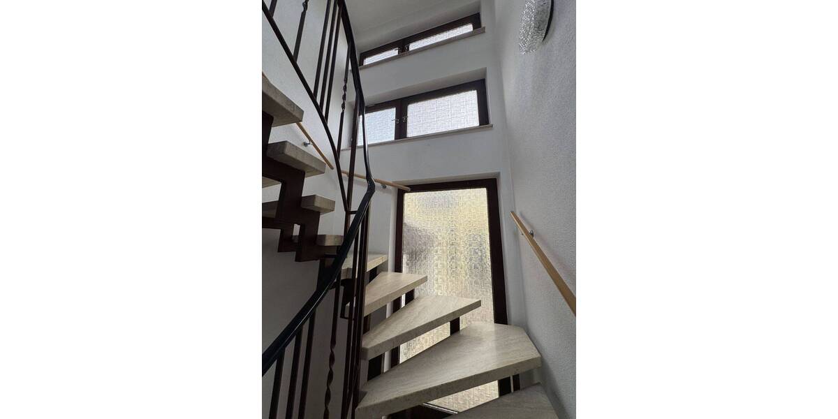 Doppelhaushälfte Kirchheim am Neckar - 5 Zimmer, 120 m&sup2;, 409.999&euro; | Angebot:25678438