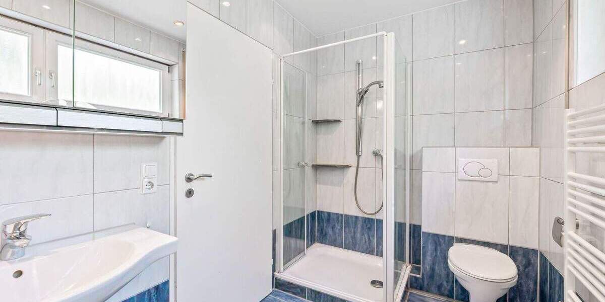 Bungalow Waldenbuch - 7 Zimmer, 227 m&sup2;, 848.500&euro; | Angebot:25754052