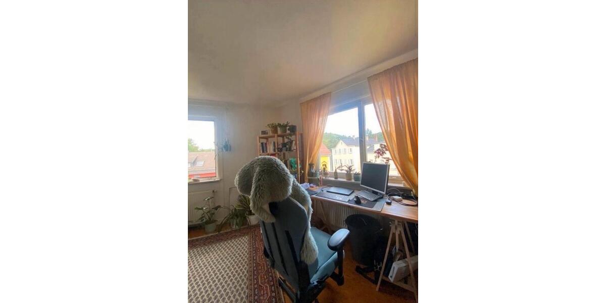 Etagenwohnung Stuttgart Luginsland - 4 Zimmer, 105 m&sup2;, 540&euro; | Angebot:25887864