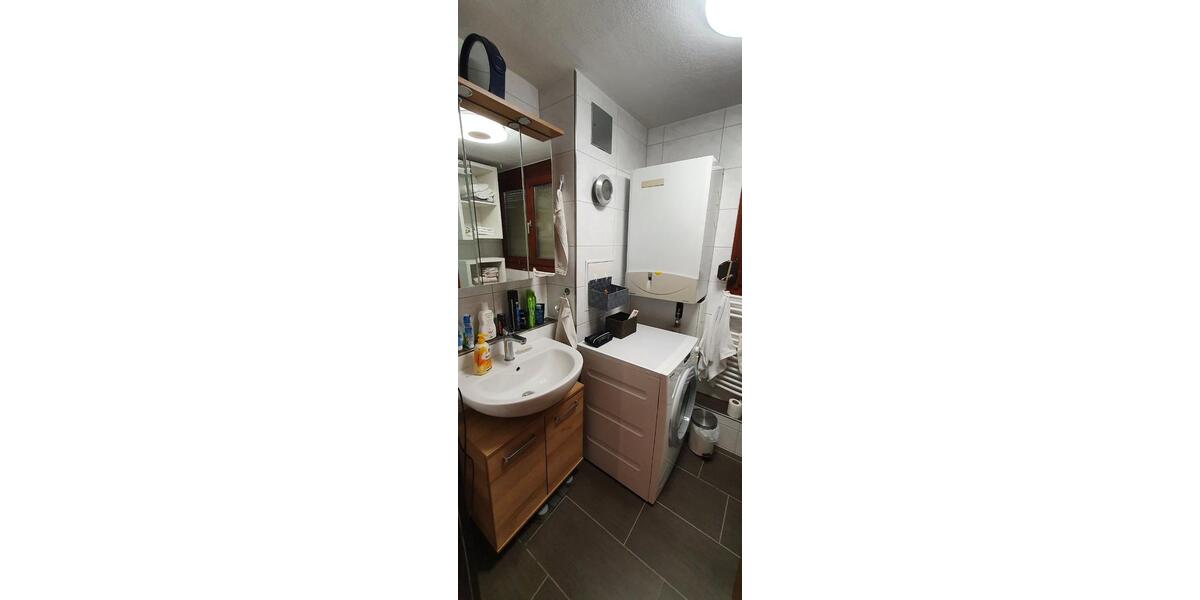 Dachgeschoßwohnung Ebersbach an der Fils - 3 Zimmer, 64 m&sup2;, 189.000&euro; | Angebot:25052801