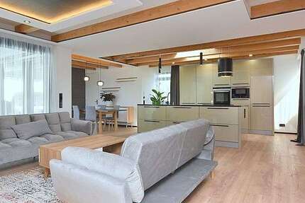 Haus Sindelfingen Eichholz - 5.5 Zimmer, 150 m&sup2;, 3.090&euro; | Angebot:27666864