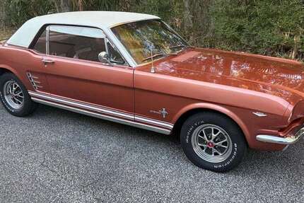 Ford Mustang 9.999 km 37.880 &euro; Wüstenrot 71543