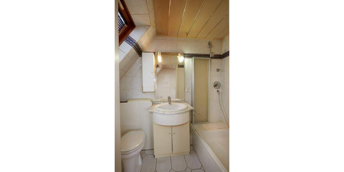 Doppelhaushälfte Stuttgart Rot - 4 Zimmer, 100 m&sup2;, 590.000&euro; | Angebot:25744274