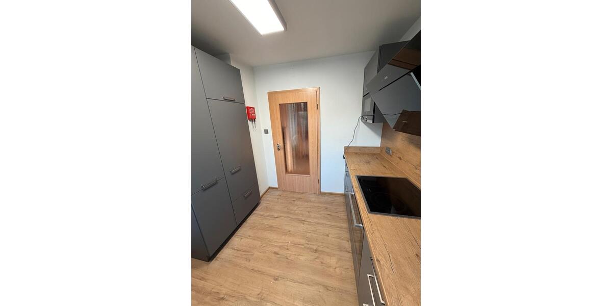Etagenwohnung Denkendorf - 5 Zimmer, 120 m&sup2;, 1.500&euro; | Angebot:27553329